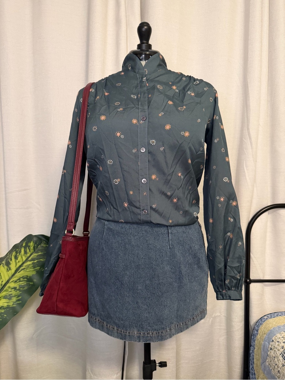 Rare 70s Vintage Boho Blouse | Dark Teal Ditsy Floral Mandarin Collar 1970s